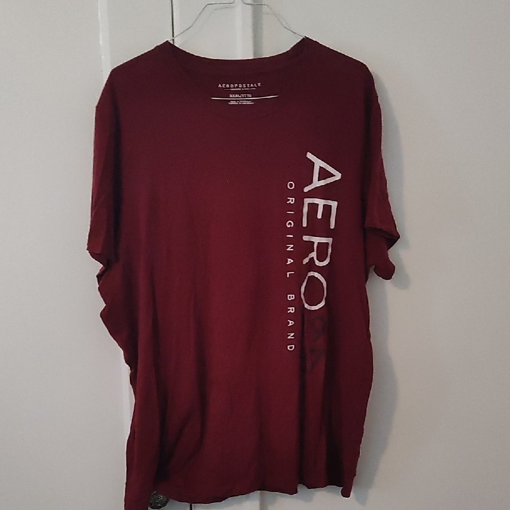 Aeropostale Men's Burgundy Graphic Tee